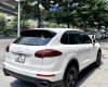 Porsche Cayenne 2016 - Số tự động
