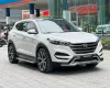 Hyundai Tucson 1.6 Turbo 2018 - Bán xe Hyundai Tucson 1.6 Turbo đời 2018, màu trắng, xe đi gia đình