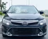 Toyota Camry 2.0E 2017 - Toyota Camry 2.0E 2017 chính chủ xe đẹp đi lướt bảo dưỡng full hãng.