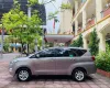 Toyota Innova 2.0E 2020 - Gia đình tôi cần bán chiếc xe ô tô Toyota Innova 2.0E màu xám vàng 2020