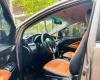 Toyota Innova 2.0E 2020 - Gia đình tôi cần bán chiếc xe ô tô Toyota Innova 2.0E màu xám vàng 2020