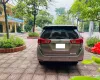 Toyota Innova 2.0E 2020 - Gia đình tôi cần bán chiếc xe ô tô Toyota Innova 2.0E màu xám vàng 2020