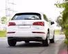 Audi Q5 quattro 2.0 2018 - Cần bán lại xe Audi Q5 quattro 2.0 đời 2018, màu trắng