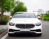 Mercedes-Benz E200 Exclusive 2021 - Mercedes Exclusive đời 2021, màu trắng rất mới, giá đẹp