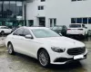 Mercedes-Benz E200 Exclusive 2023 - Cần bán gấp Mercedes Exclusive đời 2023, màu trắng
