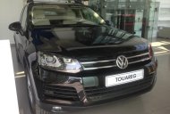 Volkswagen Touareg 2016 - Bán ô tô Volkswagen Touareg sản xuất 2016, màu đen, nhập khẩu chính hãng giá 2 tỷ tại Cần Thơ