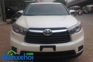Toyota Highlander LE 2014 - Cần bán Toyota Highlander LE mới màu trắng, nhập khẩu nguyên chiếc giá 2 tỷ 329 tr tại Hà Nội