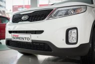 Kia Sorento 2016 - Cần bán xe Kia Sorento đời 2016, màu trắng giá 828 triệu tại Nghệ An