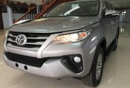 Toyota Fortuner 2017 - Bán xe Toyota Fortuner năm 2017, màu bạc, giá tốt giá 981 triệu tại Bến Tre