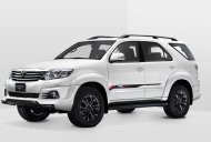 Toyota Fortuner TRD-sportivo 2015 - Cần bán Fortuner TRD-Sportivo 2015, màu trắng  giá 826 triệu tại Tp.HCM