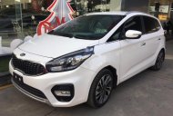 Kia Rondo GAT 2017 - Bán ô tô Kia Rondo GAT sản xuất 2017, màu trắng giá 689 triệu tại Tp.HCM