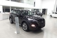 Hyundai Tucson 2017 - Cần bán Hyundai Tucson 2.0 full - xăng, đời 2017, màu đen, giá 835tr, hỗ trợ vay lên đến 80%, lãi suất ưu đãi giá 835 triệu tại Quảng Ngãi