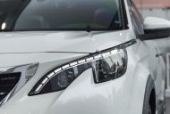Peugeot 5008 1.6 AT 2017 - Bán xe Peugeot 5008 1.6 AT 2017, màu trắng giá 1 tỷ 349 tr tại Hà Nội