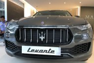 Maserati 2017 - Bán xe Maserati Levante model mới, giá tốt nhất, khuyến mãi khủng khi mua xe Maserati Levante giá 4 tỷ 990 tr tại Tp.HCM