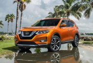 Nissan X trail 2.5 CVT SV 2017 - Bán ô tô Nissan X trail 2.5CVT SV đời 2018, màu vàng cam, mới 100%, giá khuyến mại hấp dẫn nhất Hà Nội giá 1 tỷ 13 tr tại Hà Nội