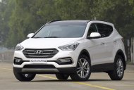 Hyundai Santa Fe 2018 - Cần bán xe Hyundai Santa Fe đời 2018, màu trắng giá 1 tỷ 70 tr tại Quảng Ngãi