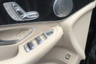 Mercedes-Benz Smart GLC 300 4Matic 2017 - Bán Mercedes GLC 300 4Matic đời 2017, màu đen giá 2 tỷ 149 tr tại Hà Nội