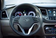 Hyundai Tucson 2018 - Cần bán xe Hyundai Tucson đời 2018 CKD full xăng, giá 828.000.000, hỗ trợ vay 85% gt xe giá 828 triệu tại Đắk Lắk