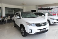 Kia Sorento GAT 2017 - Bán Kia Sorento máy xăng, giao ngay, thanh toán 130 triệu giao xe ngay giá 799 triệu tại Tiền Giang