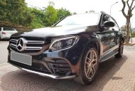 Mercedes-Benz Smart 300 2016 - Gia đình Bán Mercedes GLC300 màu đen 2016, tự động, full từ chân lên đầu giá 1 tỷ 960 tr tại Tp.HCM