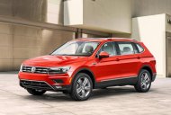 Volkswagen Tiguan 2017 - Cần bán Volkswagen Tiguan năm sản xuất 2017, màu đen, xe nhập giá 1 tỷ 699 tr tại Đà Nẵng