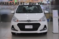 Hyundai Grand i10 2018 - Hyundai Grand i10 1.2 MT màu trắng, khuyến mãi 50tr, còn 370tr, đưa 120tr nhận xe giá 370 triệu tại Tp.HCM