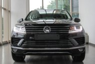 Volkswagen Touareg   3.6L FSI V6 2017 - Cần bán Volkswagen Touareg 3.6L FSI V6 sản xuất 2017, màu đen, nhập khẩu chính hãng giá 2 tỷ 499 tr tại Tp.HCM