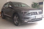 Volkswagen Tiguan 2018 - Bán xe Volkswagen Tiguan năm sản xuất 2018, màu xám (ghi), nhập khẩu giá 1 tỷ 699 tr tại Hà Tĩnh