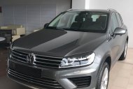 Volkswagen Touareg 3.6L V6 FSI 2018 - Cần bán Volkswagen Touareg 3.6L V6 FSI 2018, xe nhập mới chính hãng, hỗ trợ vay 80% xe. Hotline: 0933365188 giá 2 tỷ 499 tr tại Tp.HCM