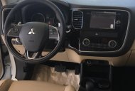 Mitsubishi Outlander 2018 - Khuyến mãi 51 triệu cho Khách hàng khi mua xe Outlander giá 808 triệu tại Quảng Ngãi
