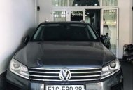 Volkswagen Touareg 2018 - Bán Volkswagen Touareg năm 2018, màu xanh lục, nhập khẩu  giá 2 tỷ 350 tr tại Tp.HCM