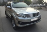 Toyota Fortuner V 2014 - Bán Toyota Fortuner V đời 2014, màu bạc, giá chỉ từ 667 triệu giá 667 triệu tại Tp.HCM