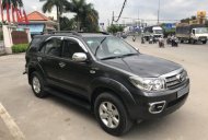 Toyota Fortuner V 2011 - Bán Fortuner V 2011 xăng hai cầu, xám chì chính chủ BSTP giá 545 triệu tại Tp.HCM