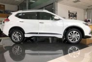 Nissan X trail SV 2018 - Bán Nissan X trail SV (2 cầu AT) năm sản xuất 2018, màu trắng duy nhất 1 xe giảm 100 triệu giá 923 triệu tại Đà Nẵng