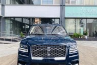 Lincoln Navigator L 2019 - Hỗ trợ ngân hàng lãi suất thấp khi mua chiếc xe hạng sang Lincoln Navigator L, sản xuất 2019, màu xanh lam, xe nhập khẩu giá 7 tỷ 626 tr tại Hà Nội