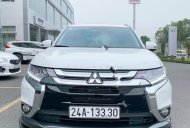 Mitsubishi Outlander   2019 - Cần bán lại xe Mitsubishi Outlander 2.4 CVT Premium năm 2019, màu trắng giá 980 triệu tại Lào Cai