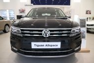 Volkswagen Tiguan Allspace   2018 - Hỗ trợ giao xe tận nhà - Khi mua Volkswagen Tiguan Allspace sản xuất 2018, màu trắng giá 1 tỷ 729 tr tại Tp.HCM