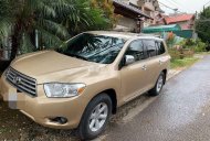 Toyota Highlander 2010 - Cần bán gấp Toyota Highlander sản xuất năm 2010, nhập khẩu xe gia đình giá 835 triệu tại Lâm Đồng