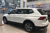 Volkswagen Tiguan   2018 - Hỗ trợ giao xe nhanh toàn quốc chiếc xe Volkswagen Tiguan Allspace, đời 2019, nhập khẩu nguyên chiếc giá 1 tỷ 729 tr tại Tp.HCM