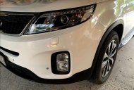 Kia Sorento 2017 - Bán ô tô Kia Sorento AT sản xuất 2017, màu trắng số tự động giá 810 triệu tại Cần Thơ