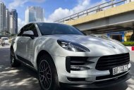 Porsche Macan   2.0  2018 - Cần bán gấp Porsche Macan 2.0 năm sản xuất 2018, màu trắng, xe nhập giá 3 tỷ 799 tr tại Hà Nội