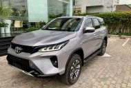 Toyota Fortuner 2021 - Toyota Fortuner Legender 2.4 AT 4X2 ưu đãi tại Tiền Giang giá 1 tỷ 195 tr tại Tiền Giang