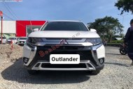 Mitsubishi Outlander   2.4 Premium  2019 - Xe Mitsubishi Outlander 2.4 Premium đời 2019, màu trắng giá cạnh tranh giá 895 triệu tại An Giang