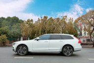 Cần bán lại xe Volvo V90 Cross Country năm 2018, màu trắng, xe nhập giá 2 tỷ 410 tr tại Hà Nội