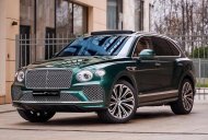Bentley 2022 - Cần bán ô tô Bentley Bentayga V8 xanh mới 100% giá 18 tỷ tại Hà Nội