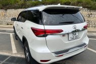 Bán Toyota Fortuner 2.4G 4x2 AT sản xuất 2020, màu trắng chính chủ, giá chỉ 980 triệu giá 980 triệu tại Quảng Ngãi