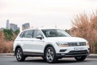 Volkswagen Tiguan 2020 - Bán Volkswagen Tiguan Elegance sản xuất 2020, màu trắng, nhập khẩu giá 1 tỷ 699 tr tại Tp.HCM