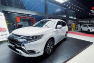 Mitsubishi Stavic 2022 - [Giao ngay giá tốt] Tặng thẻ bảo dưỡng free 1 năm + phụ kiện chính hãng, bao hồ sơ nợ xấu giá 950 triệu tại Thái Bình