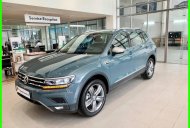 [Đại Lý Volkswagen Quận 2 ]Tiguan Luxury S 2021 màu xanh Petro- ưu đãi tặng Voucher pk + bảo hiểm + bảo dưỡng khi mua xe giá 1 tỷ 929 tr tại Tp.HCM