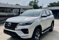 Toyota Fortuner 2022 - Hỗ trợ đăng kí đăng kiểm, giao xe tại nhà giá 1 tỷ 118 tr tại Hải Phòng